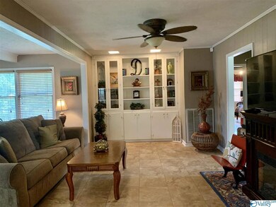 110 Sherwood Dr, Rainbow City, AL 35906 - photo 7