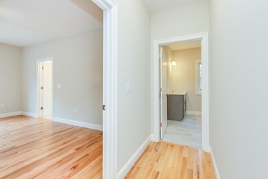 41 Trolley Ln unit 17, Pelham, NH 03076 - photo 4