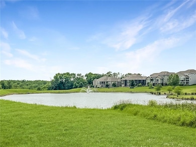 9812 Saddletop St, Lenexa, KS 66227 - photo 3