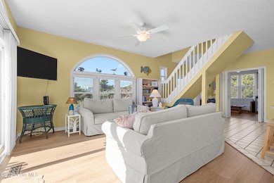 9911 Shipwreck Ln unit West, Emerald Isle, NC 28594 - photo 4