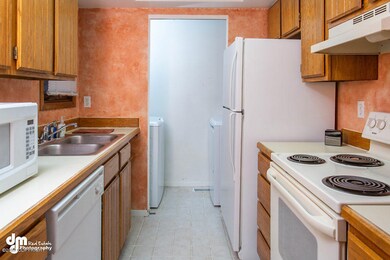 Kitchen_DMD_0888-SMALL