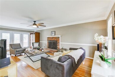 Large, Family Room with Gas Fireplace