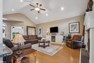 5549 Fairway Dr, Burlington, IA 52601 - photo 7