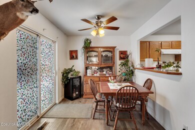 7469WRobinRd-5