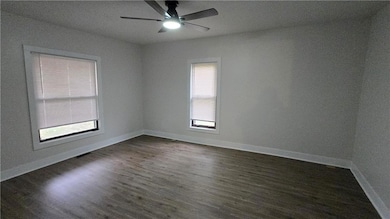 210 N Wells St, Odessa, MO 64076 - photo 6