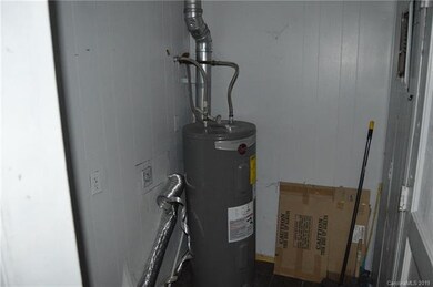 348 Harrill St, Statesville, NC 28677 - photo 3