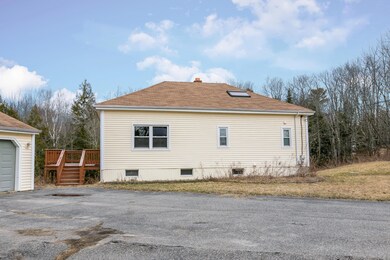 197 Lewiston Rd Gray ME 04039-print-002-
