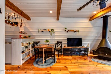 Living Room 4