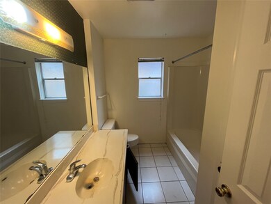 3906 Lemon Tree Ln, Houston, TX 77088 - photo 6