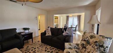 2009 Riverbluff Pkwy unit V334, Sarasota, FL 34231 - photo 7