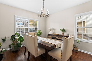 2462 Suwanee Pointe Dr, Lawrenceville, GA 30043 - photo 6