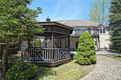 30111 Bonnie View Dr, Wickliffe, OH 44092 - photo 3