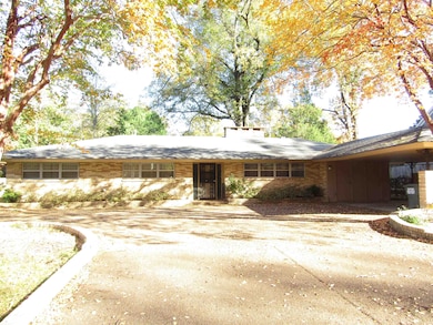 244 S Grove Park Rd, Memphis, TN 38117 - photo 2