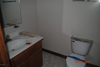 102 Pisgah Ct, Jacksonville, NC 28546 - photo 7