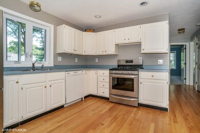 04_20RiggingWay_5_Kitchen_MLSuse_1500x15