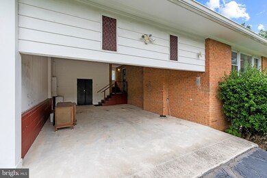 4313 Duncan Dr, Annandale, VA 22003 - photo 4