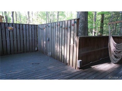 Great party deck. You, or the kids, will love ente