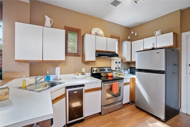 10 Slocum St unit 1, Providence, RI 02909 - photo 5
