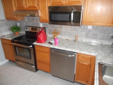 743 Nightingale Rd, Jacksonville, FL 32216 - photo 4