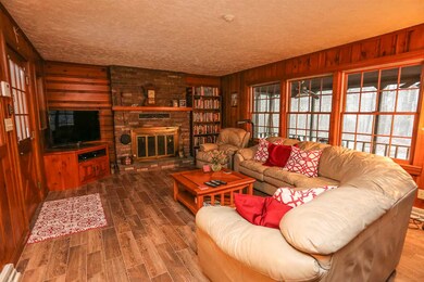 44 Sandy Pond Pkwy, Bedford, NH 03110 - photo 3