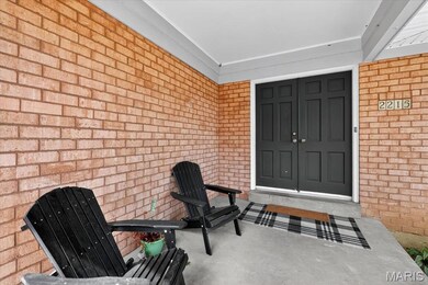 2215 Apple Bud Ln, Saint Louis, MO 63125 - photo 3