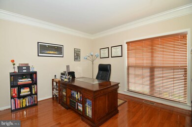 22257 Allspice Ct, Ashburn, VA 20148 - photo 5