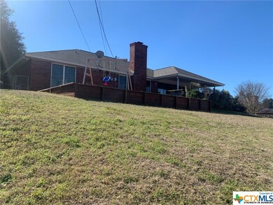 1705 E Robertson Ave, Copperas Cove, TX 76522 - photo 6