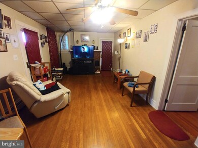 632 Wayne Ave, Chambersburg, PA 17201 - photo 5