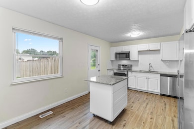 2483 Onyx Ct (7)