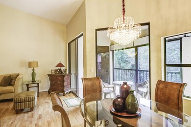5382 Venetia Ct E (3 of 19)