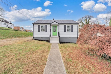 1004 26th St SW, Roanoke, VA 24015 - photo 2