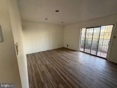 3801 Dunsinane Dr unit 24, Silver Spring, MD 20906 - photo 7