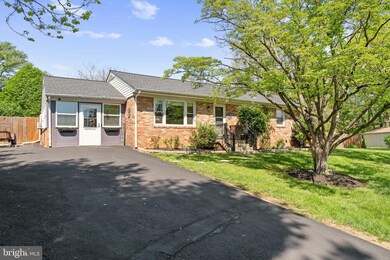 21 Piper Run Ave, Round Hill, VA 20141 - photo 2