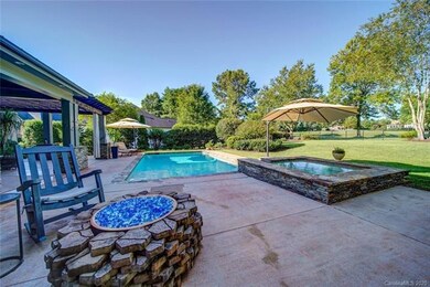 Salt water pool with fountain and spa, check out t