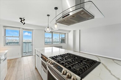 The Versailles unit 15B, West New York, NJ 07093 - photo 4