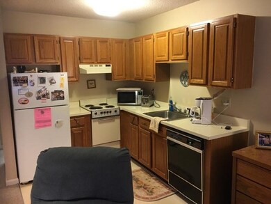 264 Main St unit 21, Lincoln, NH 03251 - photo 2