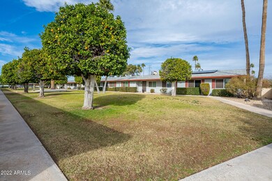 13842 N Newcastle Dr, Sun City, AZ 85351 - photo 2