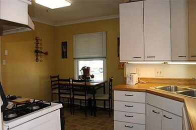 Kitchen. Eat in Kitchen