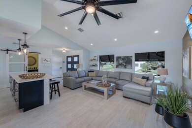 550 Taylor Ct, Marco Island, FL 34145 (4