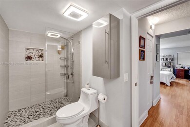 Summit Towers unit 609S, Hollywood, FL 33019 - photo 5