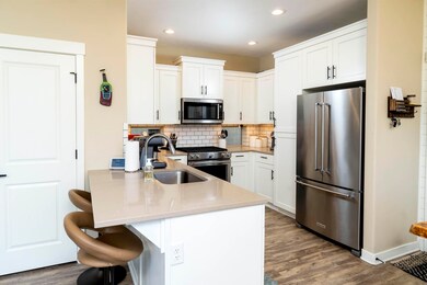 Kitchen-4392 SW Canal