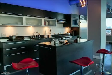 Newport Loft Condominiums unit 1003, Las Vegas, NV 89101 - photo 6