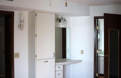 14217 N Thunderbird Blvd, Sun City, AZ 85351 - photo 4