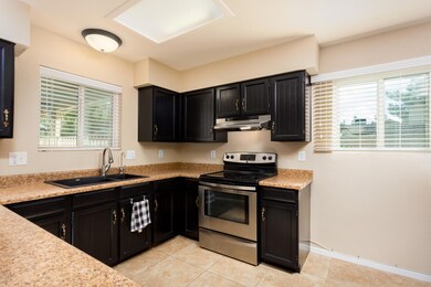 1327 E. Indigo Circle-14