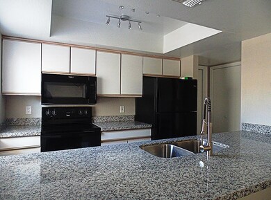 25th Kitchen