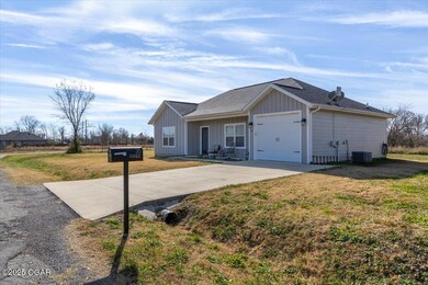 35 Francis Dr, Bella Vista, AR 72715 - photo 4