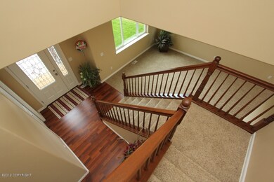 Entry- photo similar