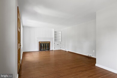 222 Pembrook Ave, Moorestown, NJ 08057 - photo 4