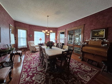 205 N Mulberry St, Eureka, KS 67045 - photo 6