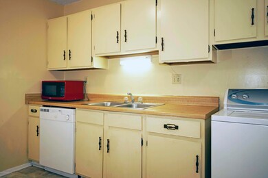 415a Kitchen02